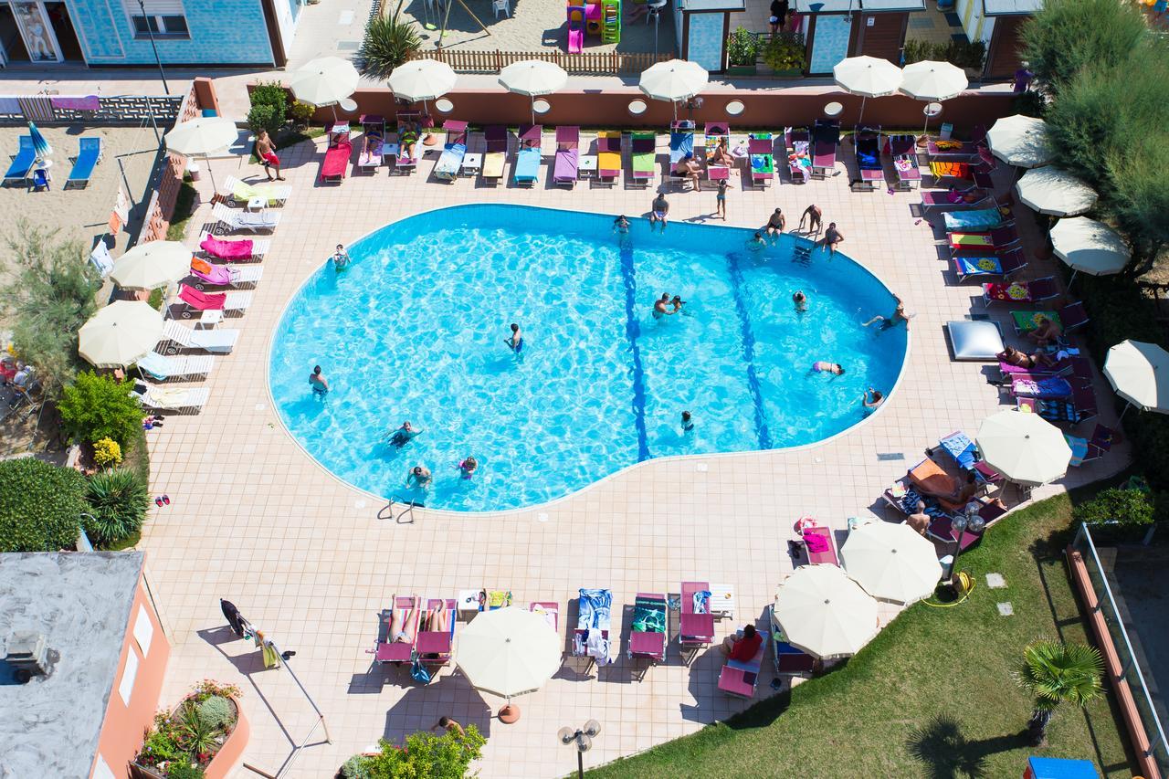 Hotel Miramare Gatteo a Mare Exterior photo